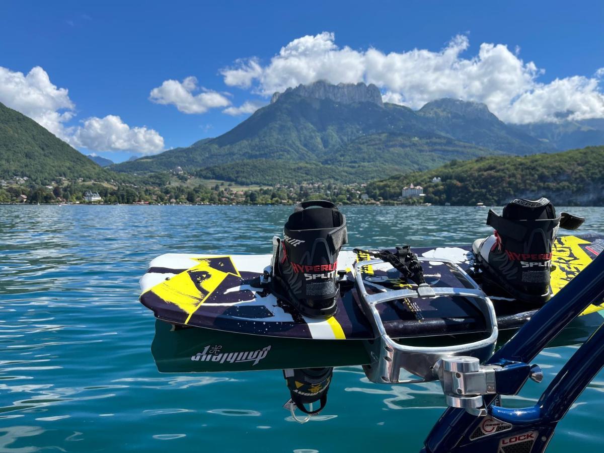 Entre Lac D'Annecy Et Montagnes, Golf Et Parapente A Pieds Talloires Bagian luar foto