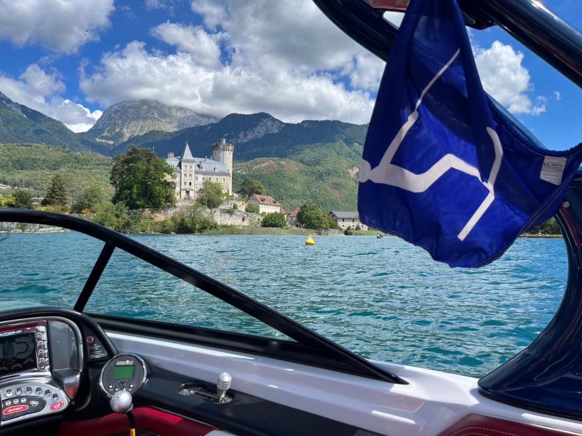 Entre Lac D'Annecy Et Montagnes, Golf Et Parapente A Pieds Talloires Bagian luar foto